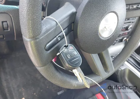 2011 Ford Mustang V6 z USA, uszkodzony, nr VIN 1ZVBP8AM1B5156362